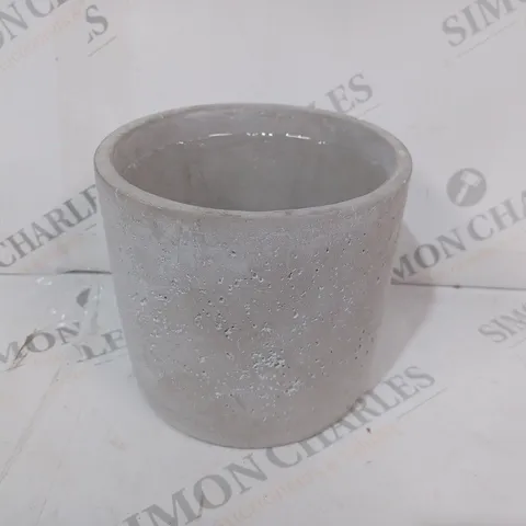 BOXED UNBRANDED CONCRETE FLOWER POT