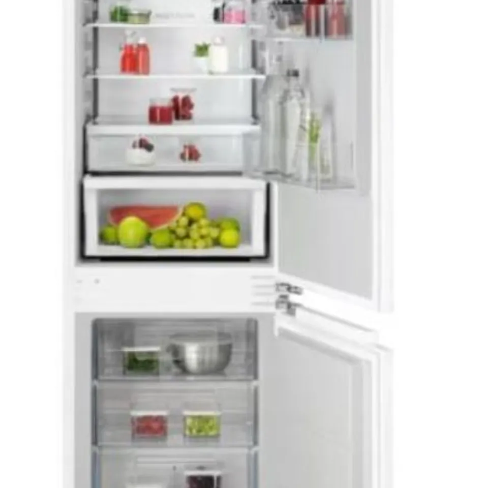 AEG TC6MS18FDF 6000 TWINTECH® INTEGRATED FROST FREE FRIDGE FREEZER 176.9 CM