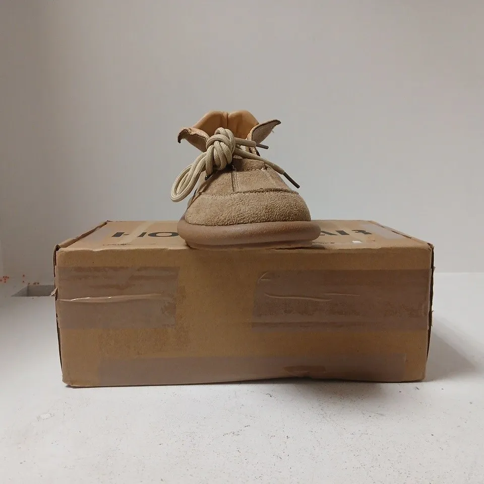 BOXED PAIR OF UNBRANDED SHOES IN TAUPE ASIAN SIZE 235