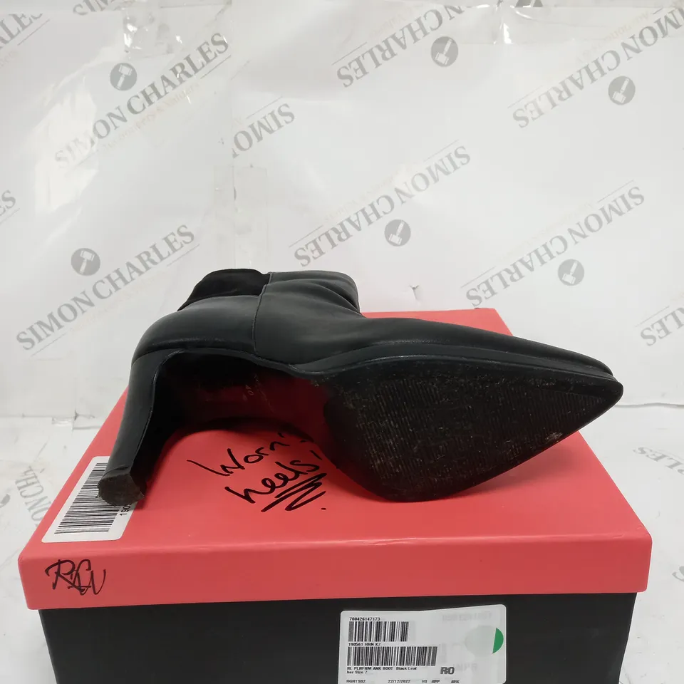 RUTH LANGSFORD PLATFORM LEATHER ANKLE BOOT - BLACK - UK 7