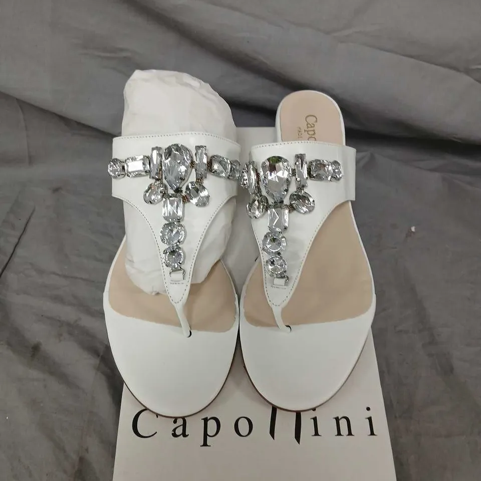 CAPOLLINI ANABELLE WHITE SANDALS – UK 7 (EU 40)