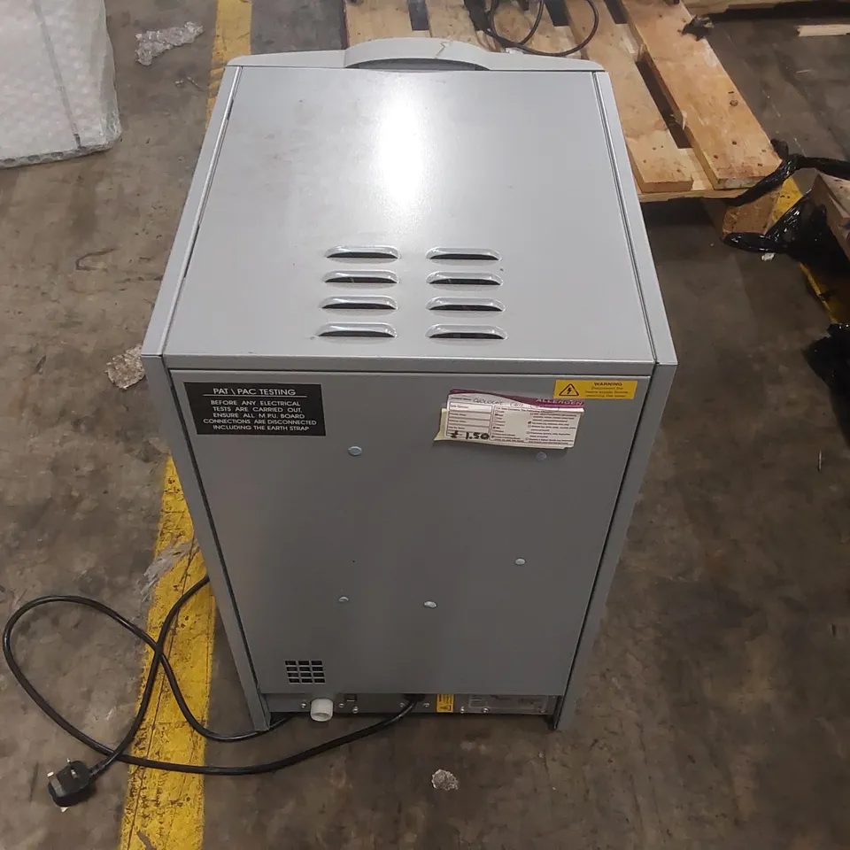 ADESSO COMMERCIAL COFFEE VENDING MACHINE