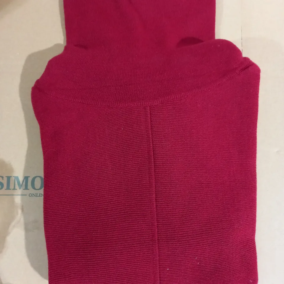WYNNELAYERS KNIT DRESS BERRY SIZE 20 