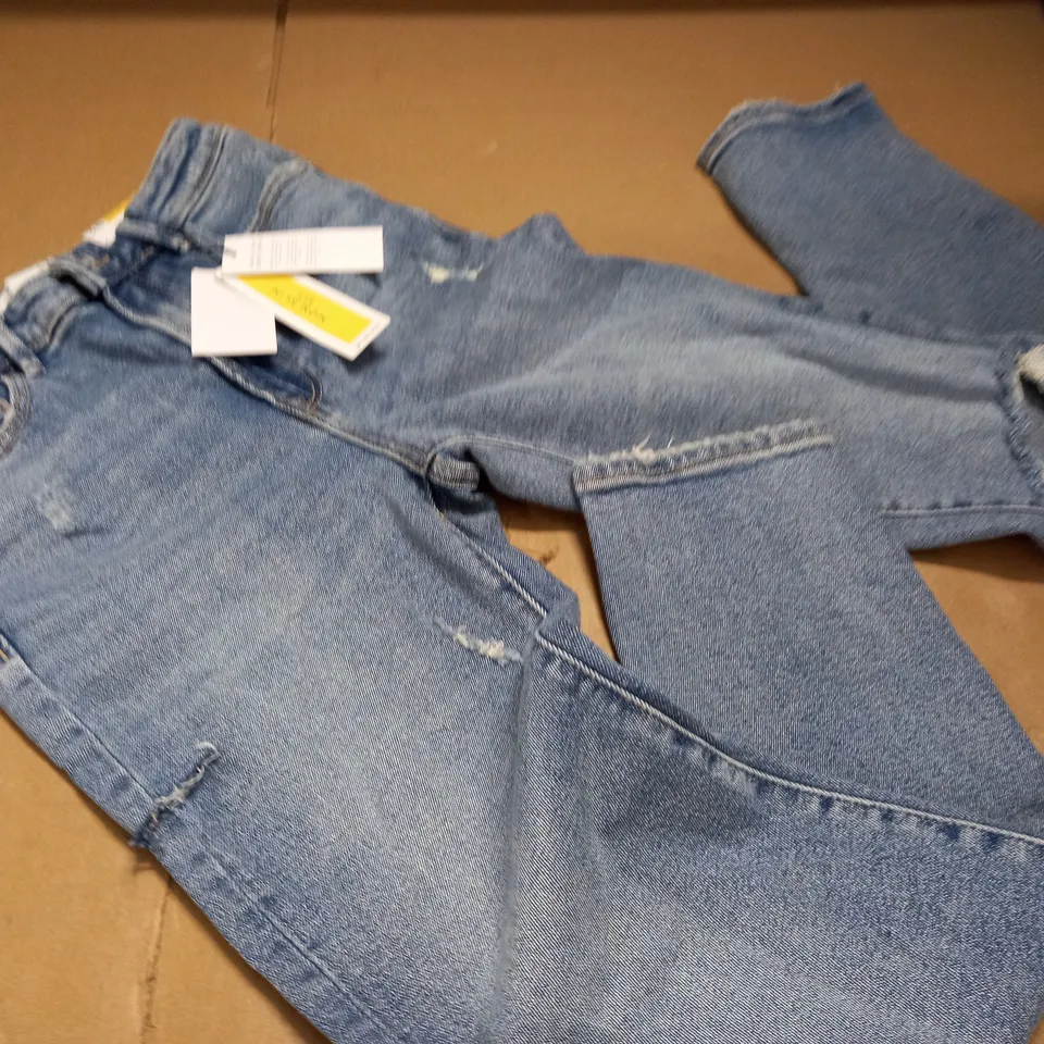 STRADIVARUS MOM SLIM FIT JEANS - 38 UK 10