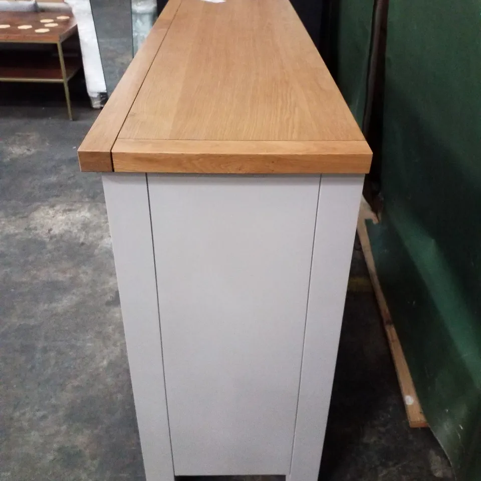 6 DOOR SIDEBOARD - OAK TOP/GREY