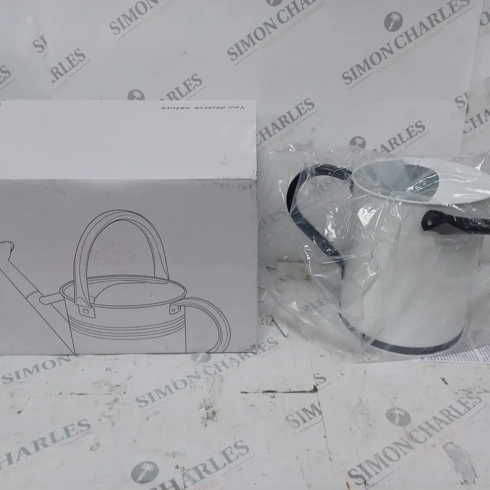 CESUN 1 GALLON WATERING CAN BOXED 
