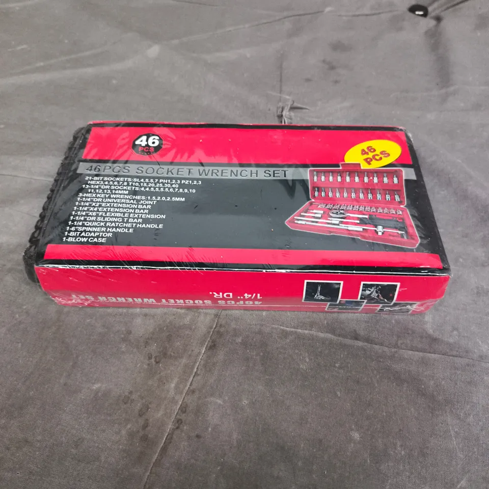 46 PIECE SOCKET WRENCH SET 