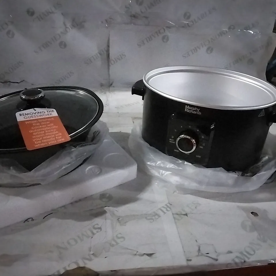 BOXED MORPHY RICHARDS EASY TIME SLOW COOKER 3.5L