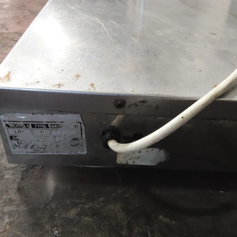 LINCAT HEATING LAMP FOOD WARMER 