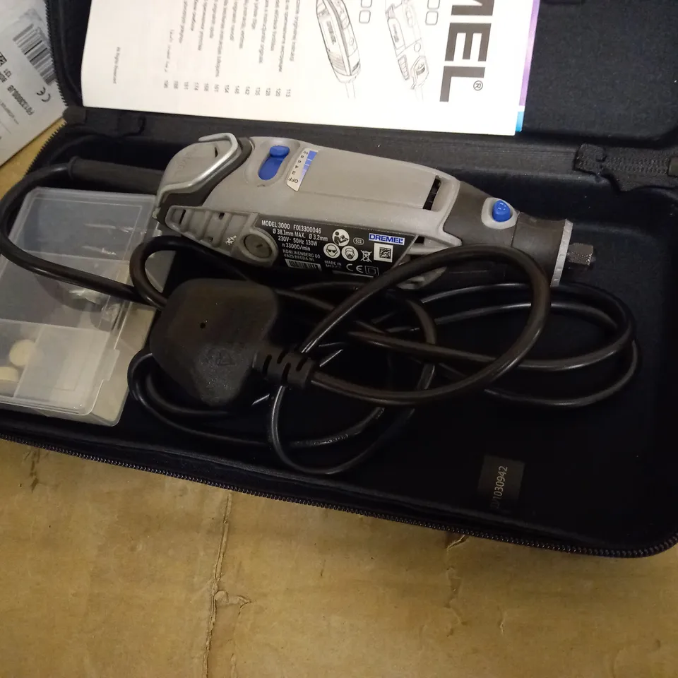 DREMEL 3000 MULTI TOOL WITH VARIABLE SPEED 