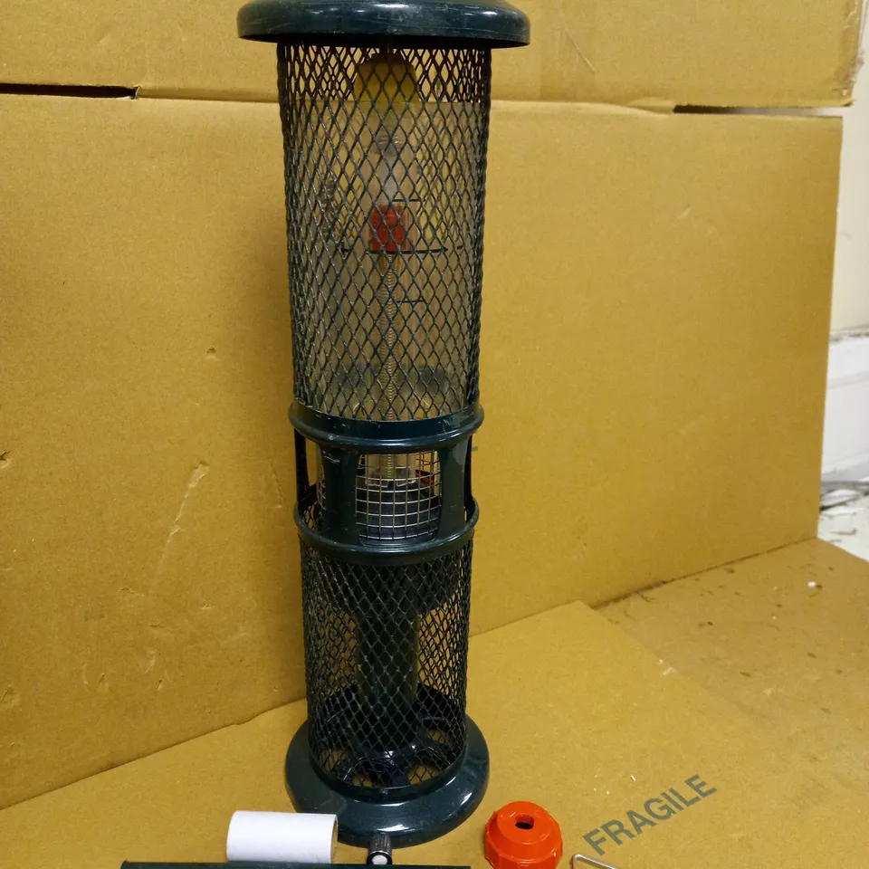 SQUIRREL PROOF BIRD FEEDER - SQUIRREL BUSTER PEANUT RRP £40