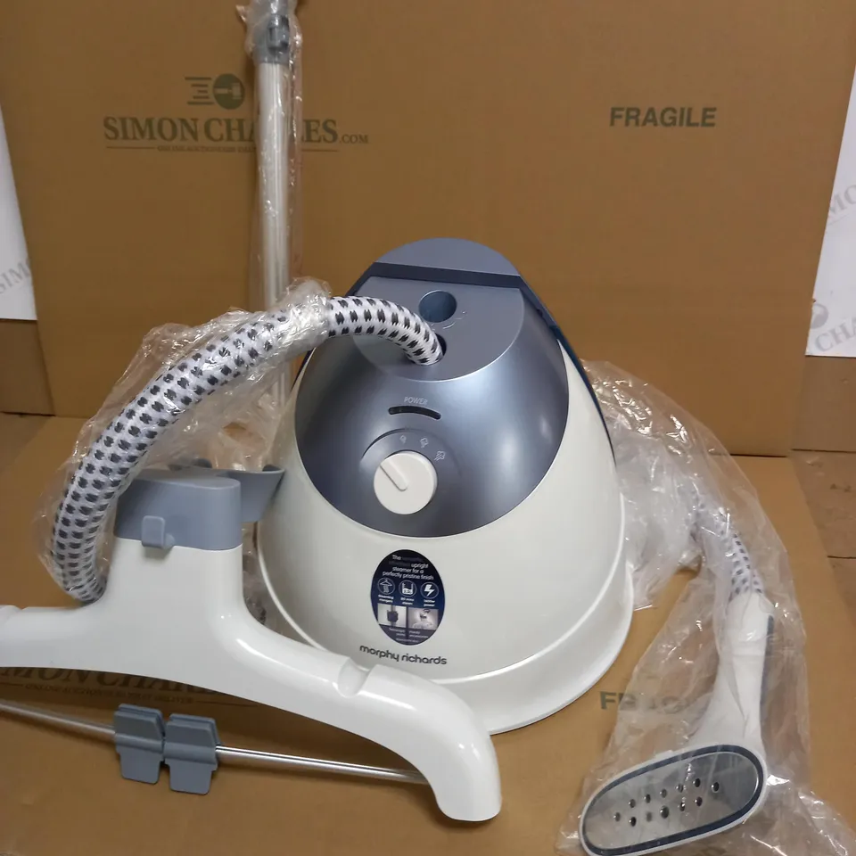 MORPHY RICHARDS 361050 UPRIGHT GARMENT CLOTHES STEAMER