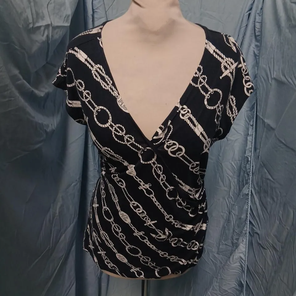 LAUREN RALPH LAUREN WOMEN'S WRAP TOP – BLACK CHAIN PRINT, UK 16-18 (US XL)