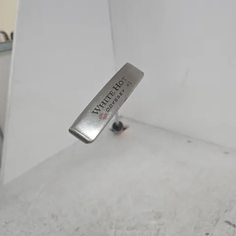 WHITE HOT ODYSSEY #2 GOLD CLUB PUTTER