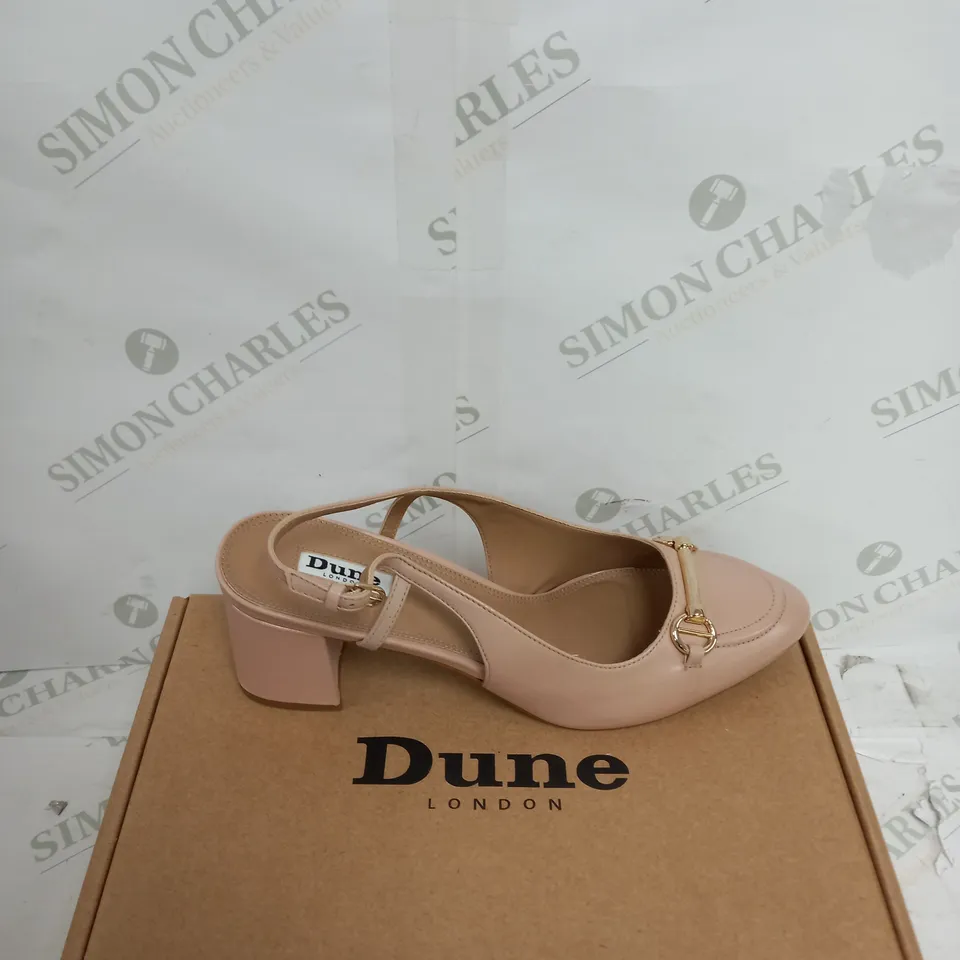 BOXED DUNE CASSIE NUDE LEATHER SNAFFLE OPEN COURT SIZE 7 