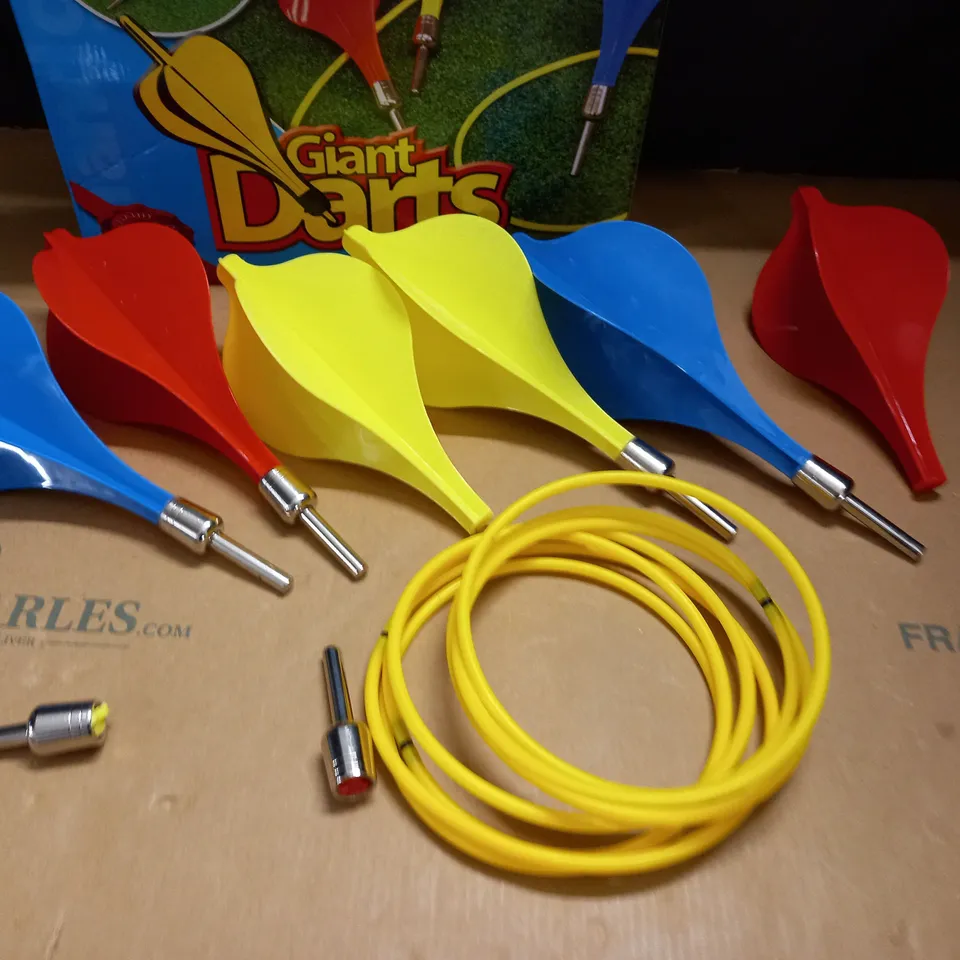 KINGFISHER GIANT DARTS SET 