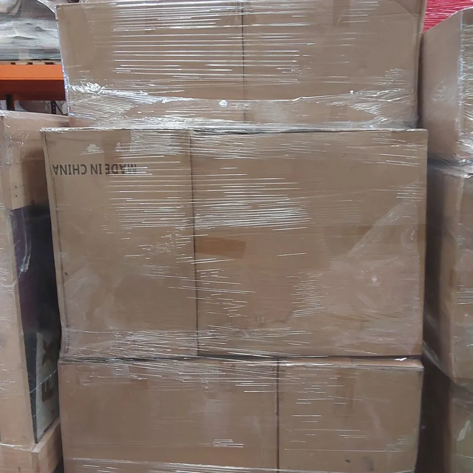 PALLET CONTAINING APPROXIMATELY 17x MIXED BOXING BLANC STAND POSTS