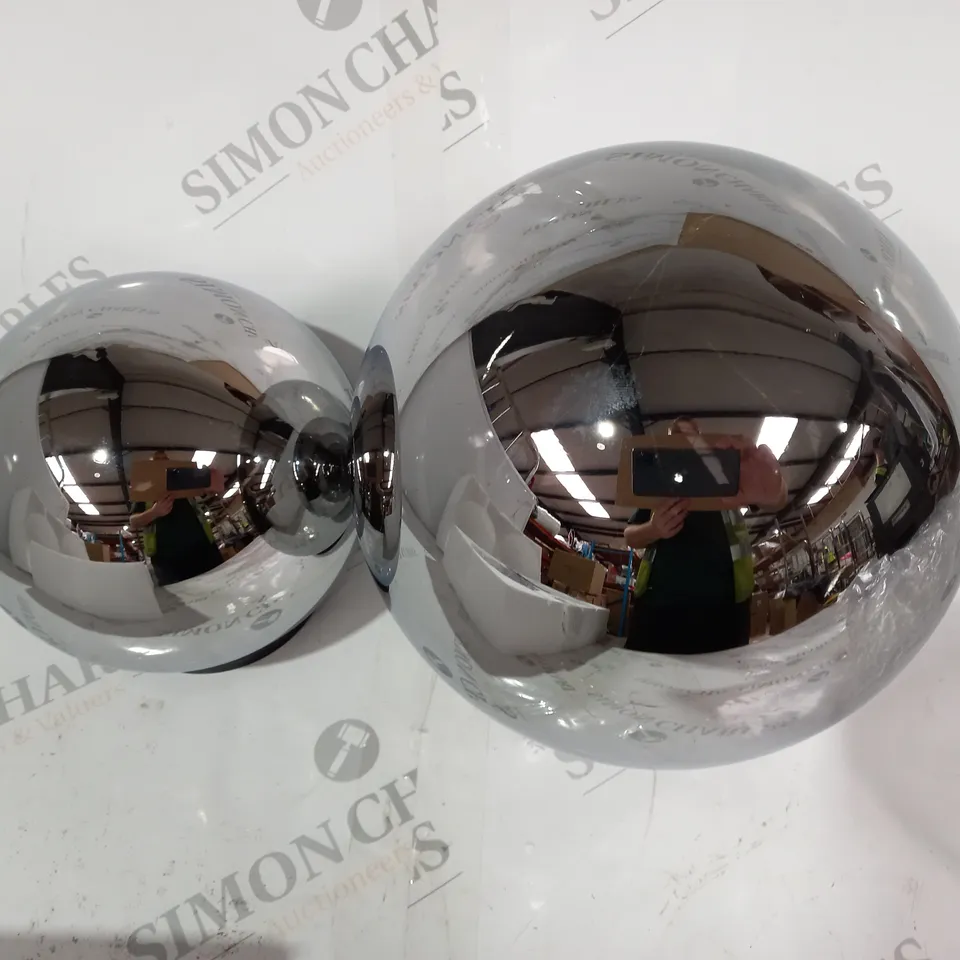 BOXED KELLY HOPPEN SET OF 2 INDOOR OUTDOOR PRELIT GLASS DECOR - REFLECTIVE ORBS
