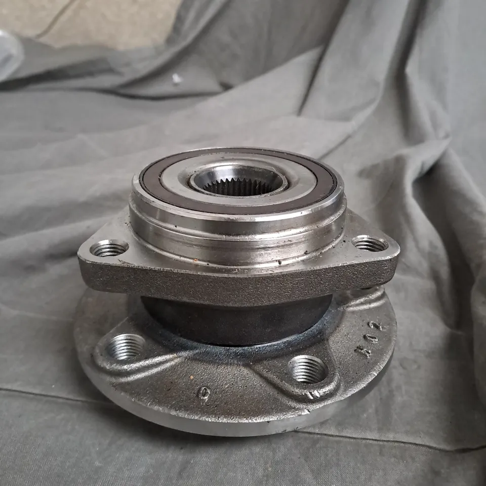 WHEEL HUB ASSY 