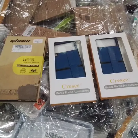 PALLET TO CONTAIN A LARGE QUANTITY OF PHONE CASES AND SCREEN PROTECTORS