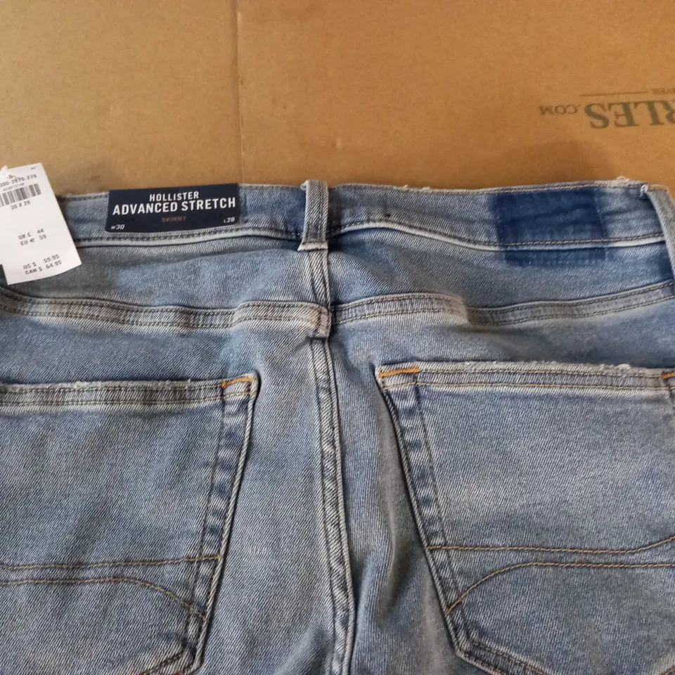 HOLLISTER ADVANCED STRETCH SKINNY JEANS - W30 L28