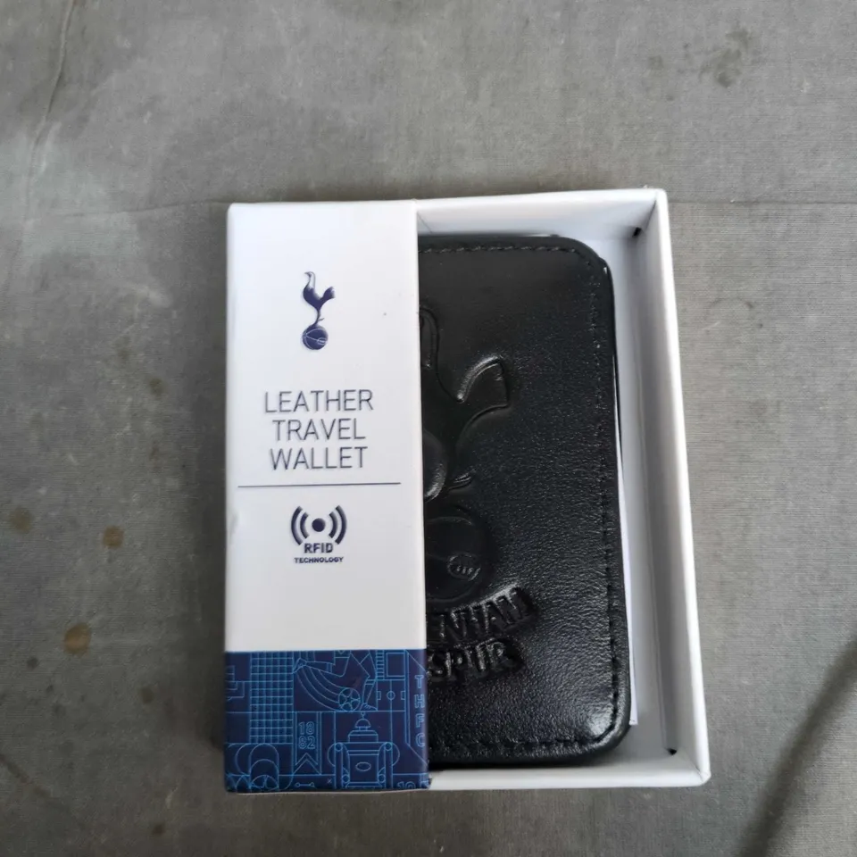 TOTTENHAM HOTSPUR LEATHER TRAVEL WALLET – RFID
