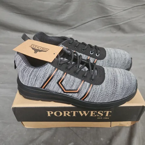 BOXED PAIR OF PORTWEST COMPOSITELITE ARGEN TRAINERS IN GREY - UK 6.5
