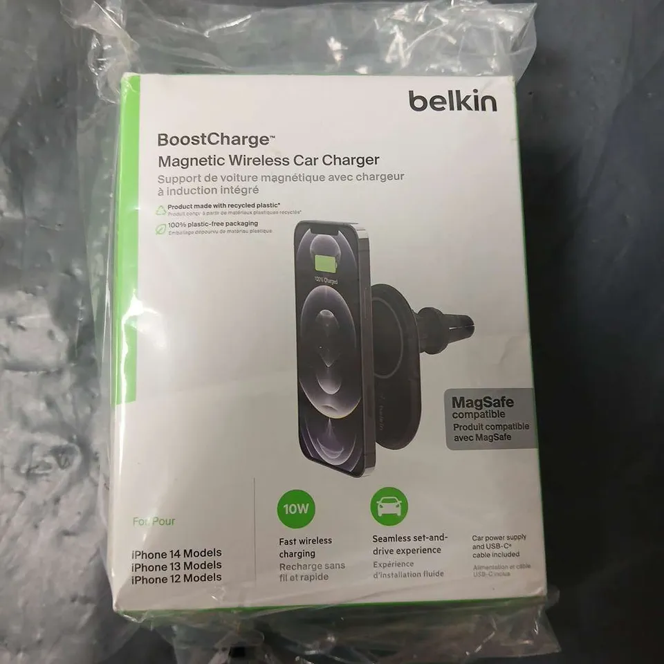 BELKIN BOOSTCHARGE MAGNETIC WIRELESS CAR CHARGER