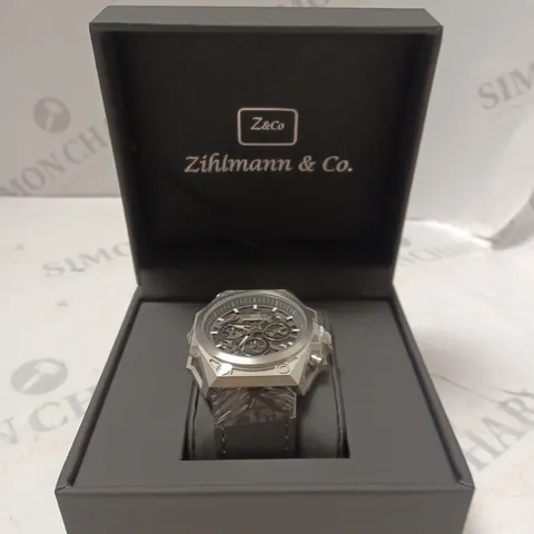 MENβS ZIHLMANN & CO CHRONOGRAPH WATCH β MODEL ZC100 β STAINLESS STEEL CASE β BLACK DIAL WITH SUB DIALS β 5ATM WATER RESISTANT β BLACK GENUINE LEATHER STRAP