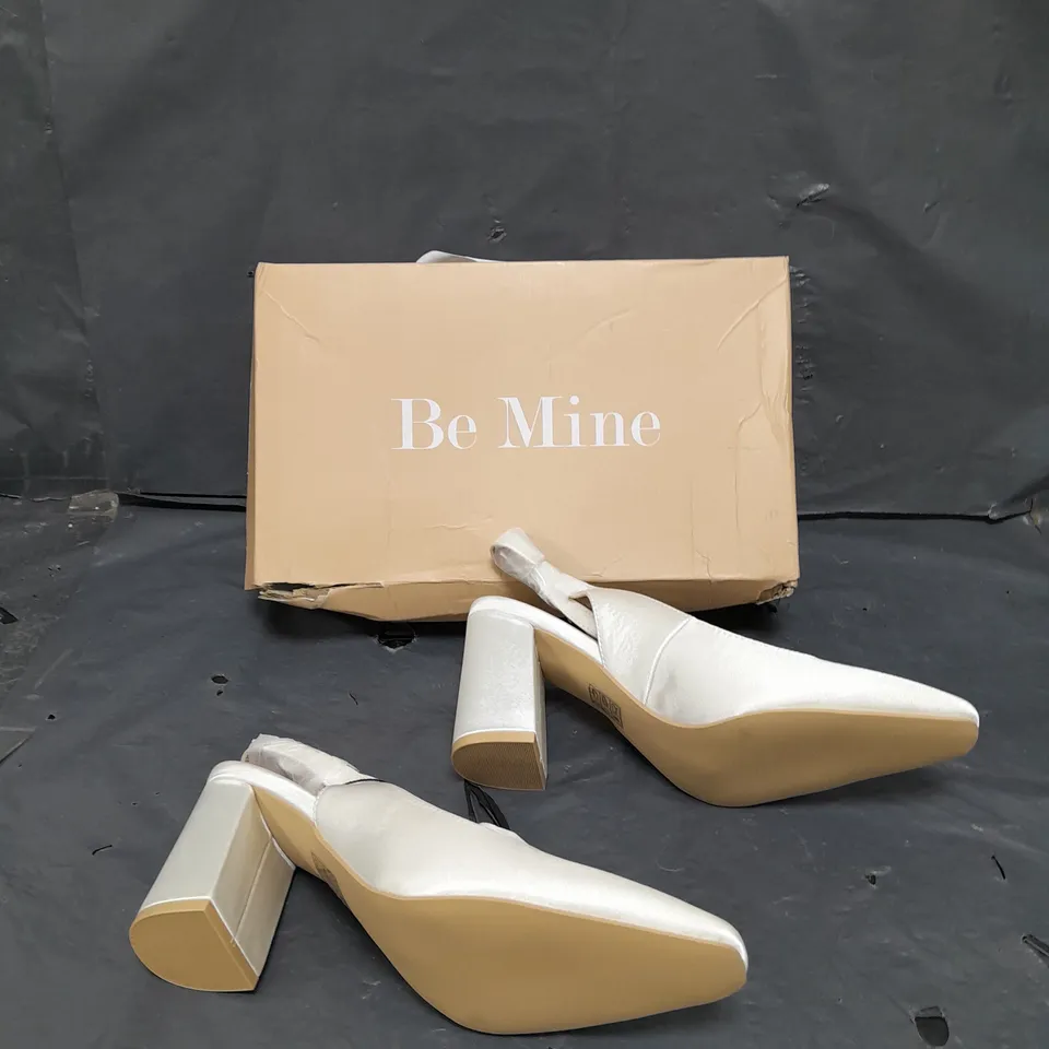 BOXED PAIR OF BE MINE BRIDAL NORA SLINGBACK HEELED SHOES IN IVORY UK 4 