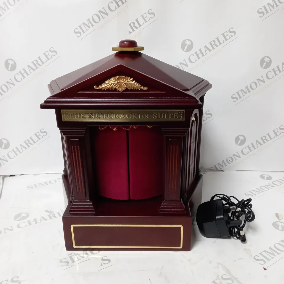 MR CHRISTMAS MUSICAL NUTCRACKER SUITE SCENE CHANGER