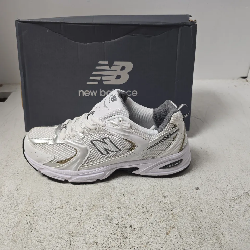 NEW BALANCE MR530AD RUNNING SHOES – WHITE/GRAY, UK 9 (US 9.5 / EUR 43) – BOXED