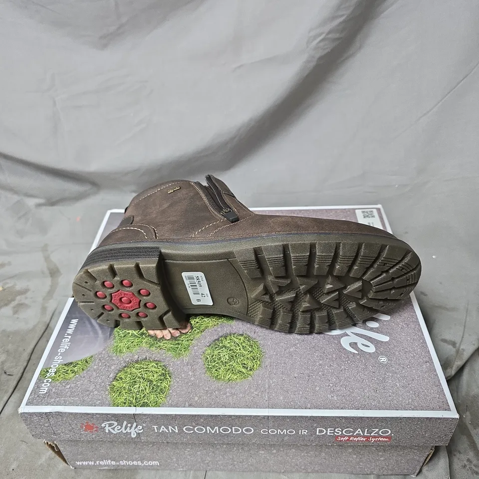 RELIFE TAN LEATHER-LOOK ANKLE BOOTS – SIDE ZIP SIZE 8