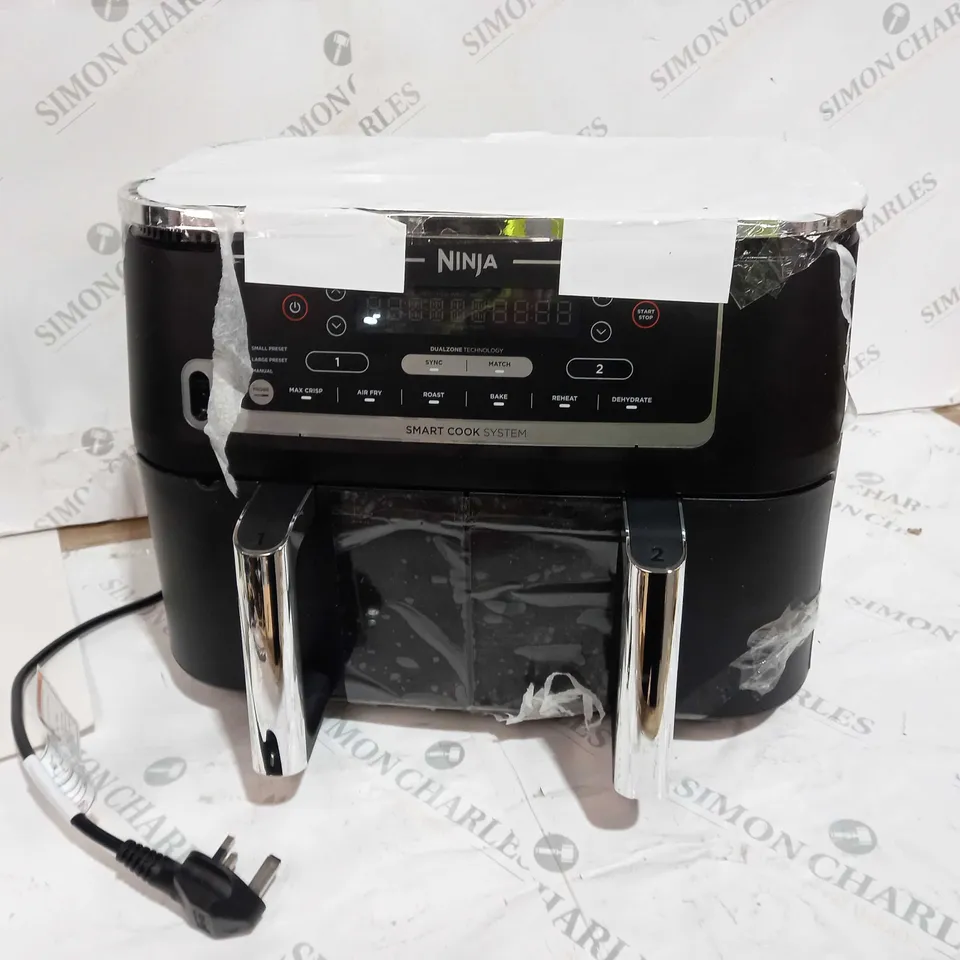 BOXED NINJA FOODI MAX DUAL ZONE 9.5L AIR FRYER AF451UK