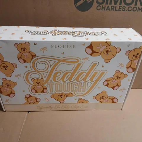 BOXED AND SELAED PLOUISE TEDDY TOUCH OFFICIALLY IN MY SOFT ERA GIFT SET