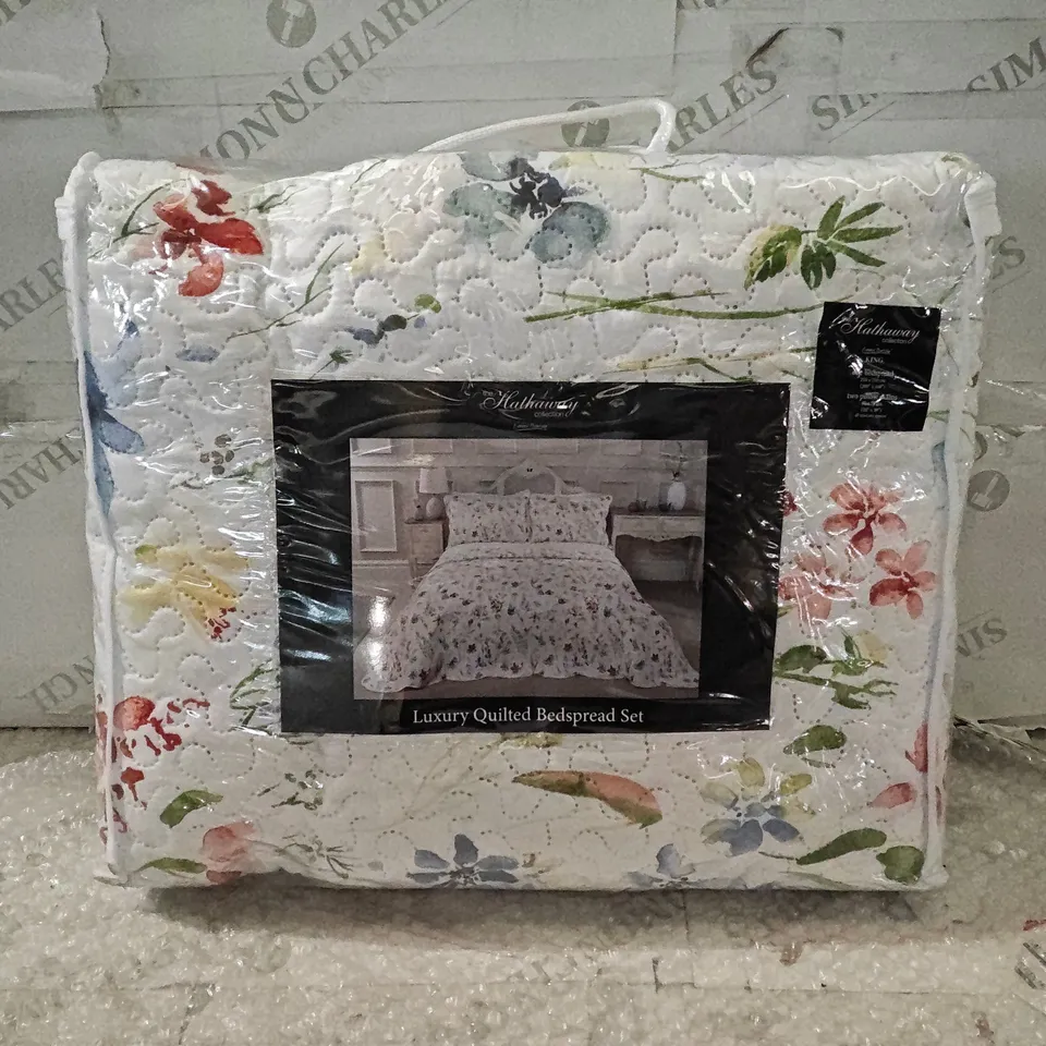 THE HATHAWAY COLLECTION KING BEDSPREAD SET
