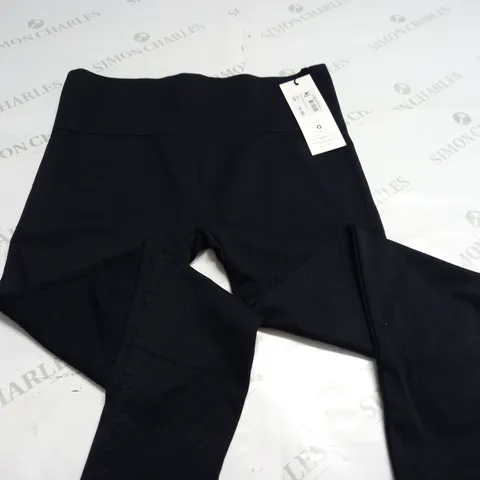 FIRETRAP SEAMLESS LEGGINGS IN BLACK - 16