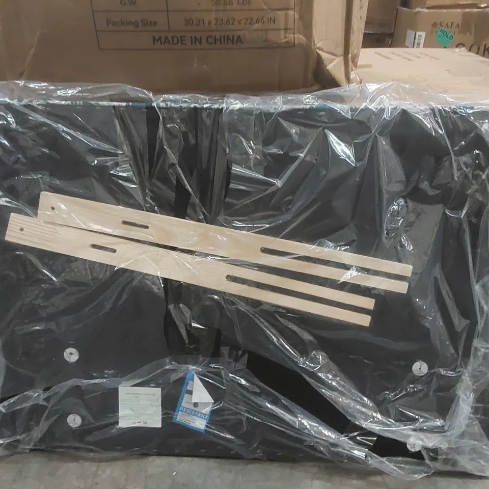 BAGGED MAQUOIT UPHOLSTERED HEADBOARD - 3' SINGLE