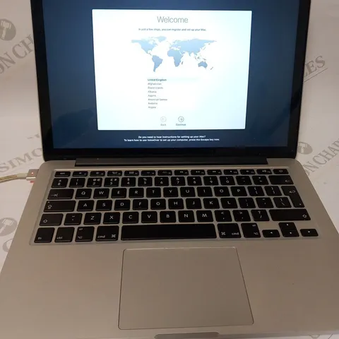 APPLE MACBOOK PRO (A1502 EARLY 2015)