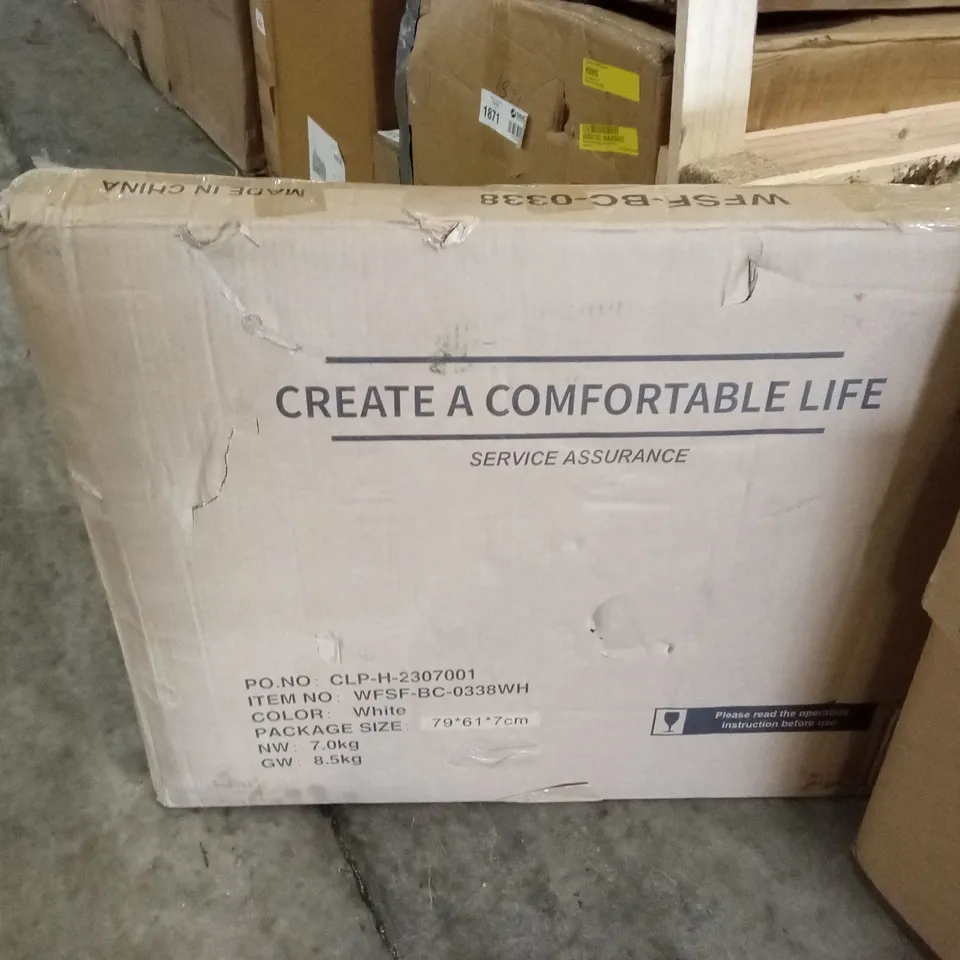 BOXED FAYE STREAMLINE FRAMELESS BATHROOM MIRROR [LED LIGHT]