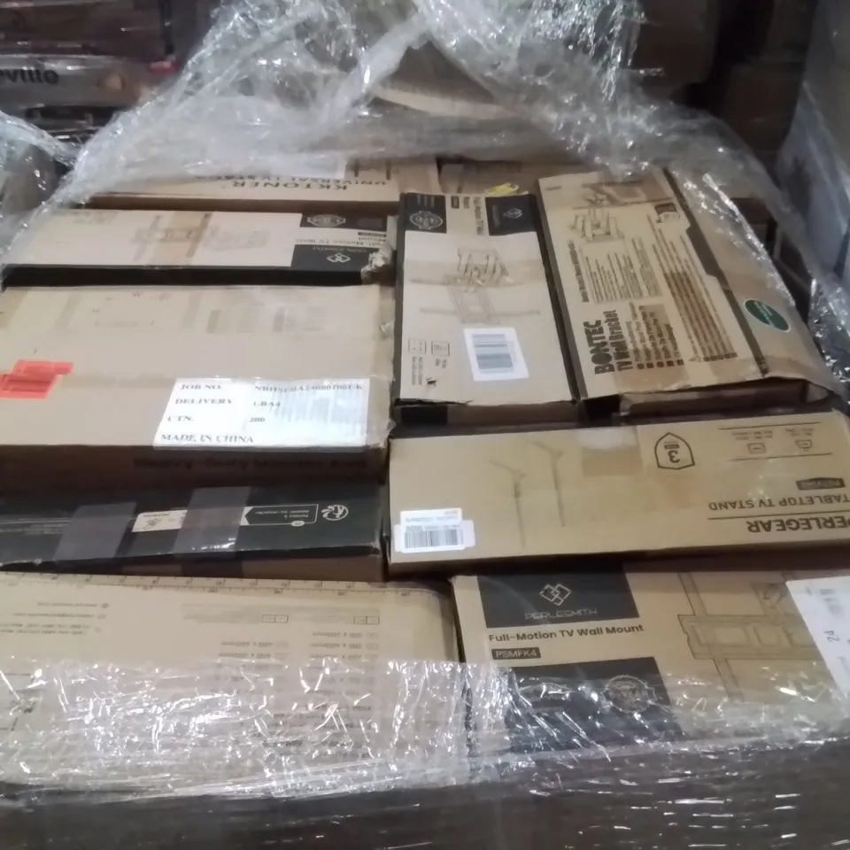 PALLET CONTAINING A LARGE QUANTITY OF TV WALL MOUNT BRACKETS