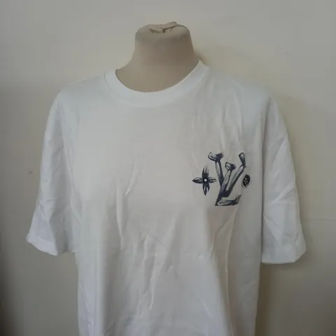 LOUIS VUITTON GRAPHIC T-SHIRT SIZE XXL