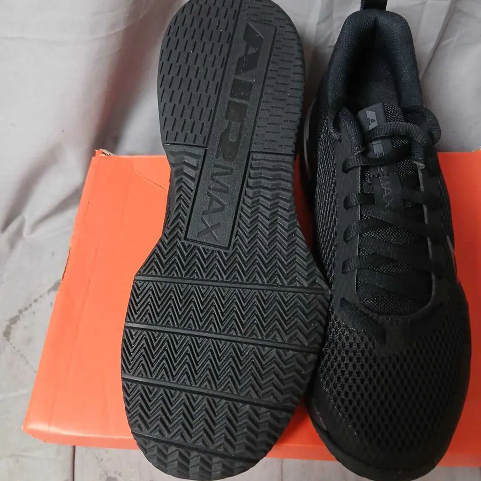 UK 9 NIKE AIR MAX ALPHA TRAINER 6 – BLACK/ANTHRACITE (EU 44)