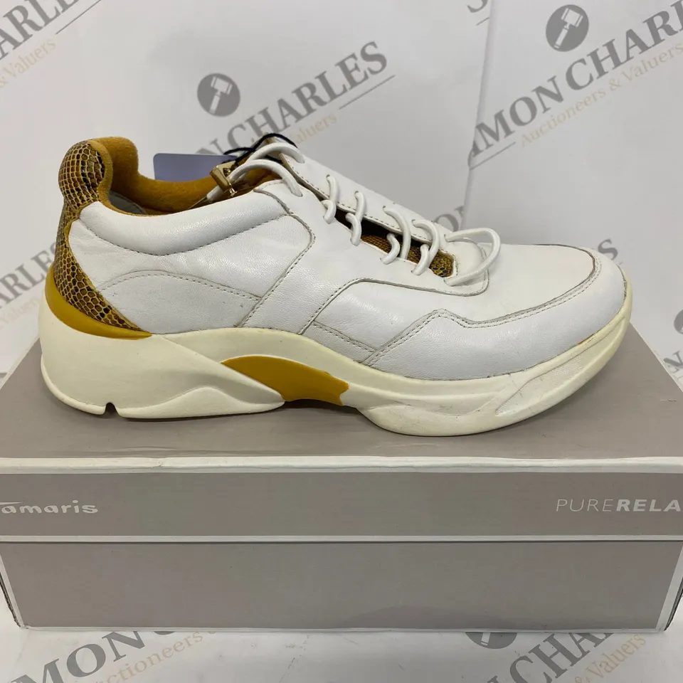 BOXED PAIR OF TAMARIS TRAINERS SIZE 37