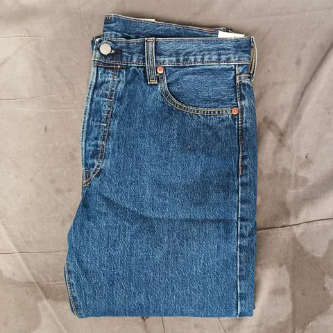 LEVIS 501 ORIGINAL JEANS IN BLUE SIZE 34/32