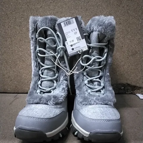  MOUNTAIN WAREHOUSE OHIO THERMAL LINED WOMANS SNOW BOOTS - NOT BOXED 