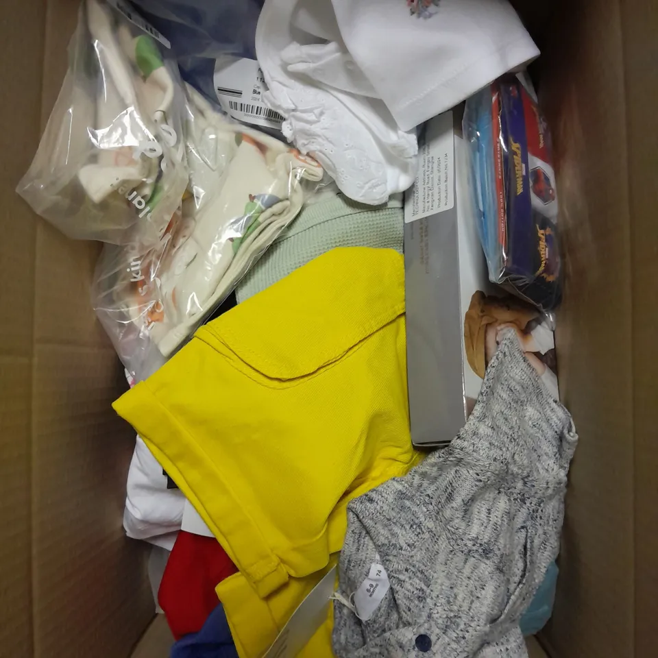 APPROXIMATELY 20 ASSORTED CHILDRENS CLOTHING PRODUCTS IN AGES RANGING FROM 0-5YRS 