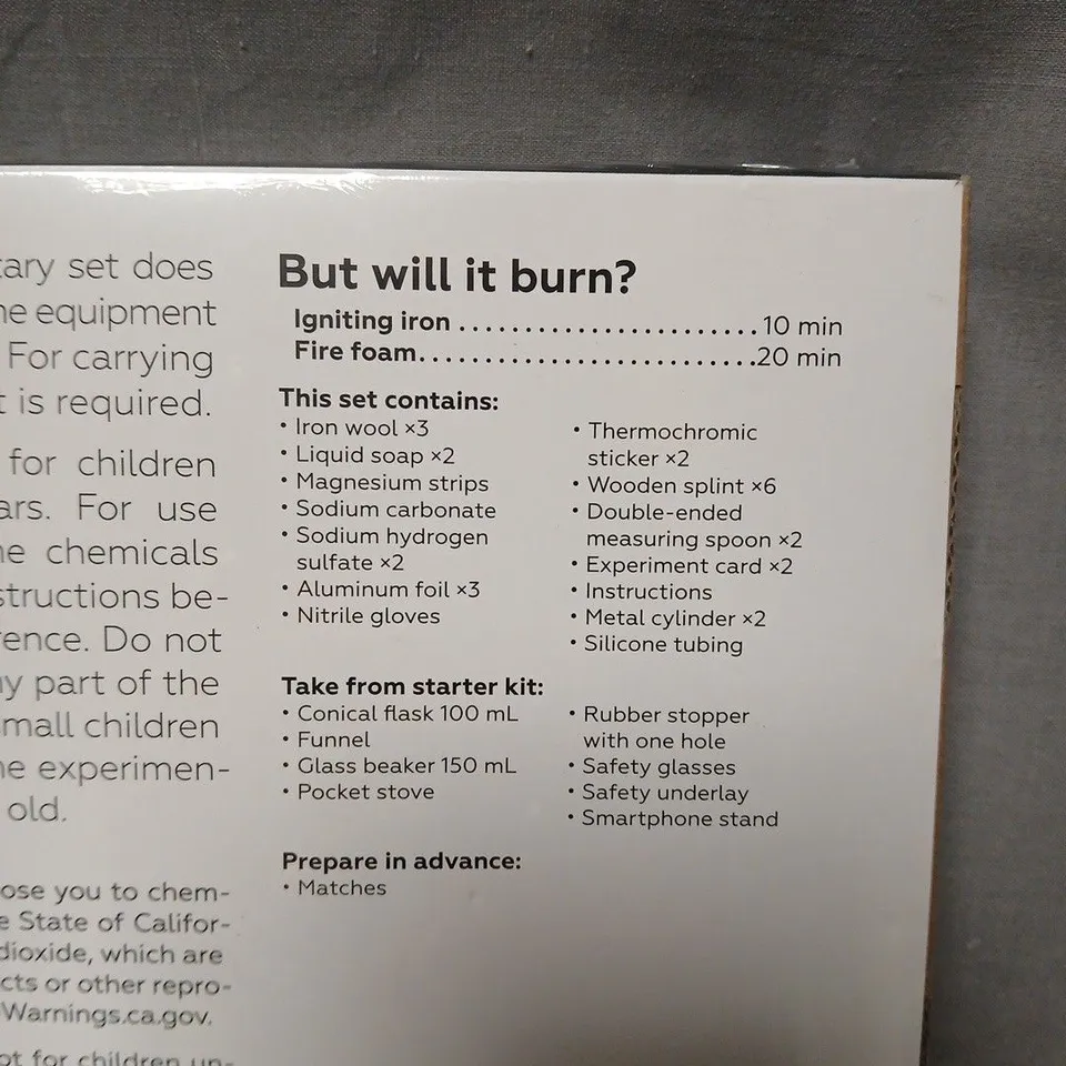 SEALED MEL CHEMISTRY AT-HOME CHEMISTRY SET STARTER KIT