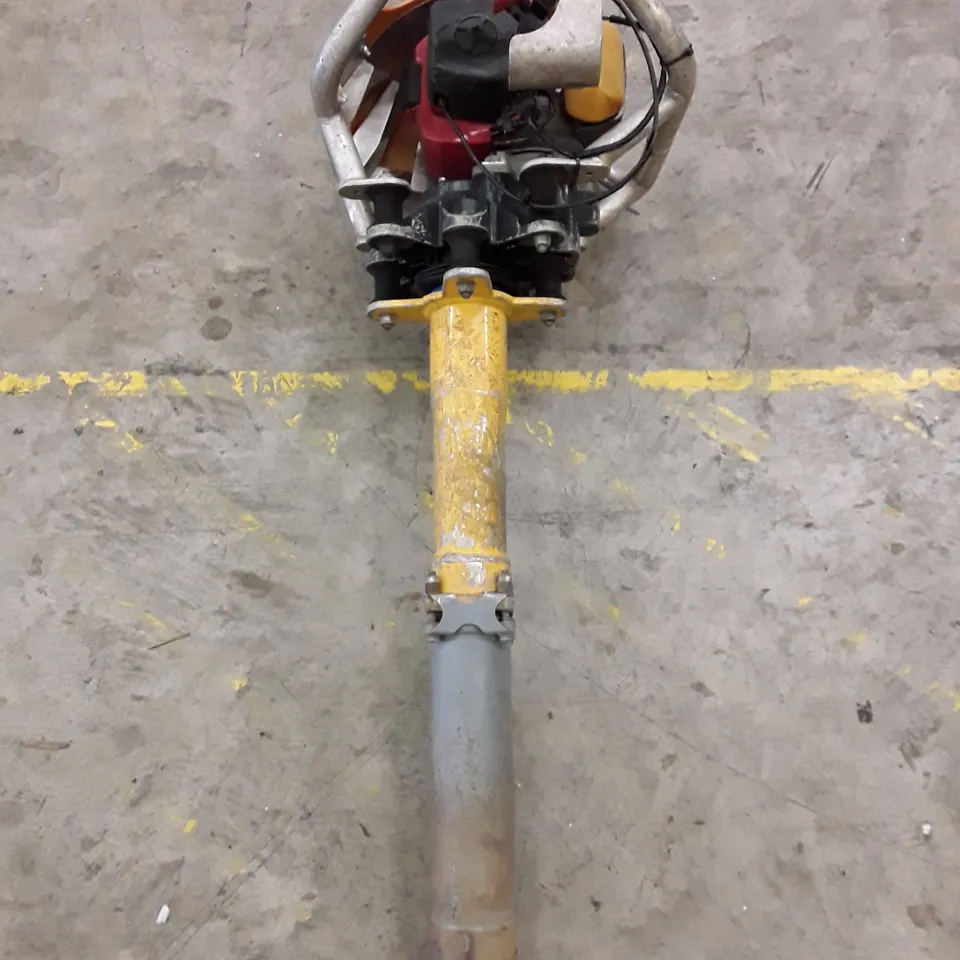ROBEL 2 STROKE VERTICAL TAMPER
