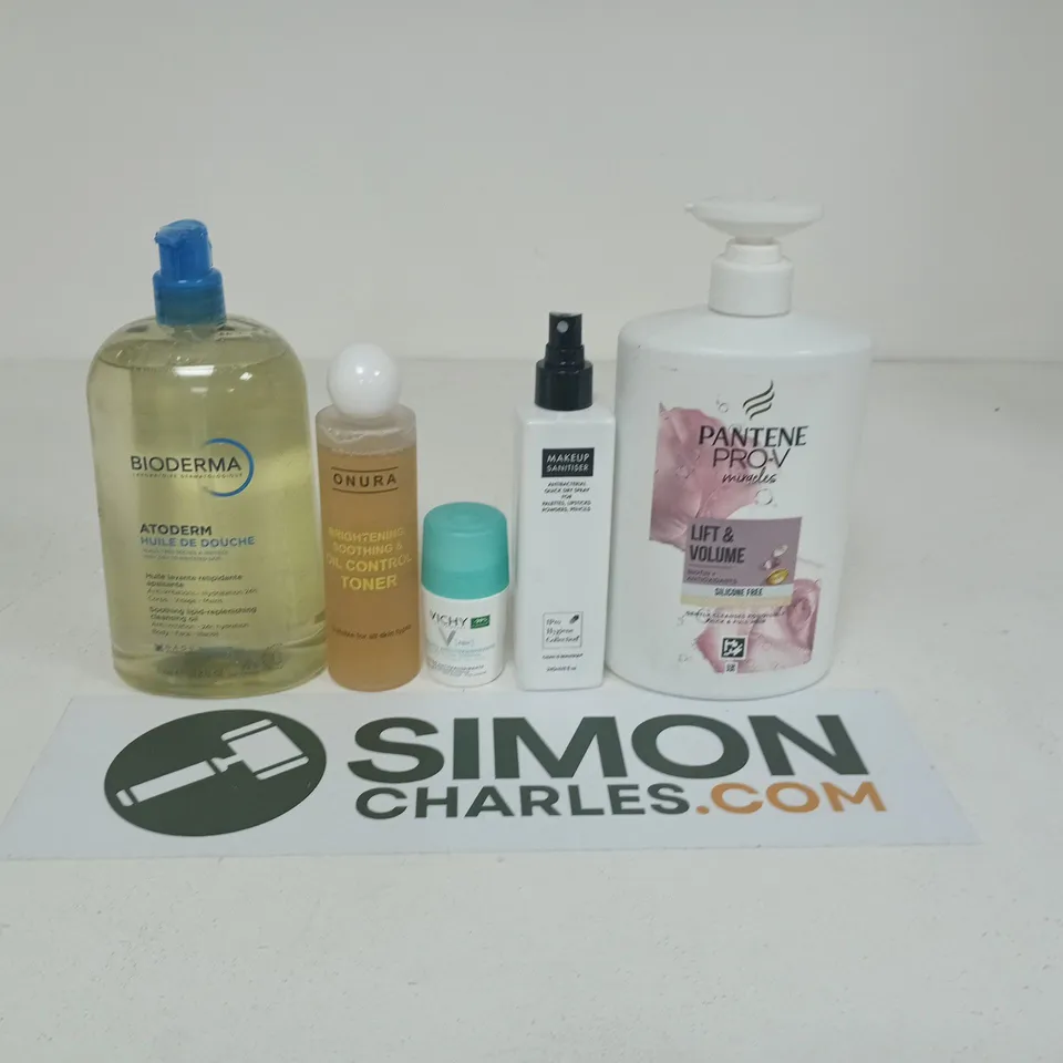 APPROXIMATEY 20 ASSORTED HEALTH AND BEAUTY PRODUCTS TO INCLUDE - BIODERMA CLEANSING OIL - PANTENE PRO-V SHAMPOO AND VICHY ROLL ON DEODORANT
